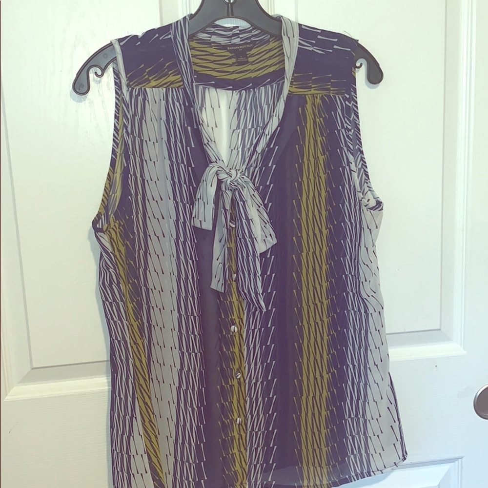 Banana Republic sleeveless top